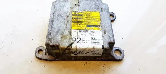 Toyota Corolla E120 E130 Airbag control unit/module 891700F042 213819108