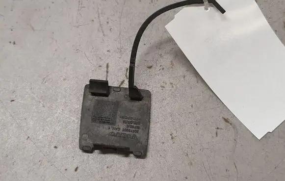 Volvo S40 Rear bumper row hook cap/cover 30678001