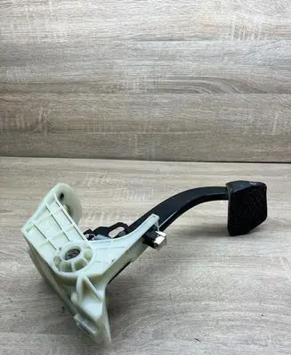 BMW 3 F30 F35 F31 Brake pedal 6860648 678711 6855777