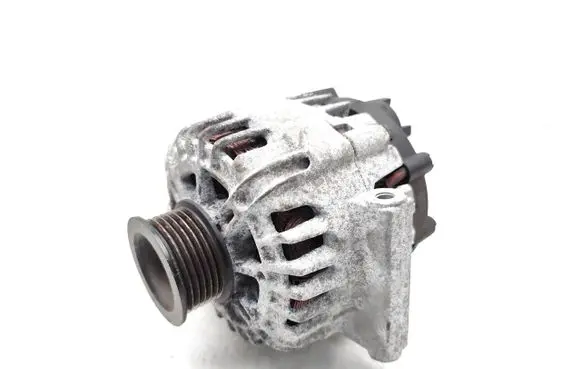 Opel Meriva B Generator/alternator 13586366