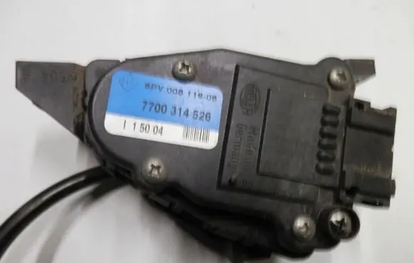 Renault Master II Accelerator throttle pedal 7700314526