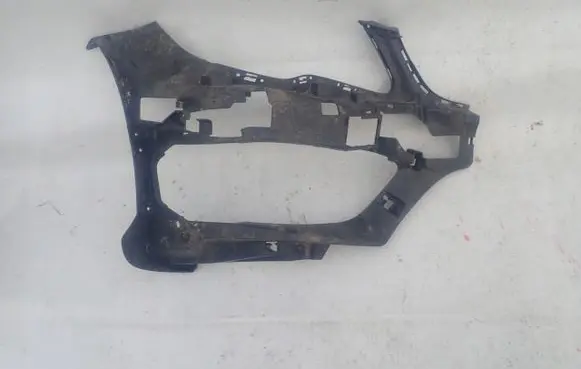 Mercedes-Benz E C207 W207 Front bumper mounting bracket