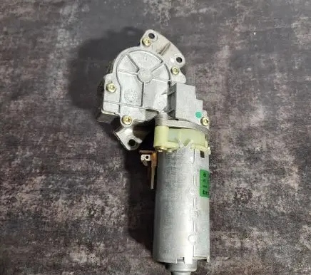 Seat adjustment motor