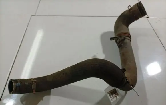 Skoda Fabia Mk2 (5J) Intercooler hose/pipe 