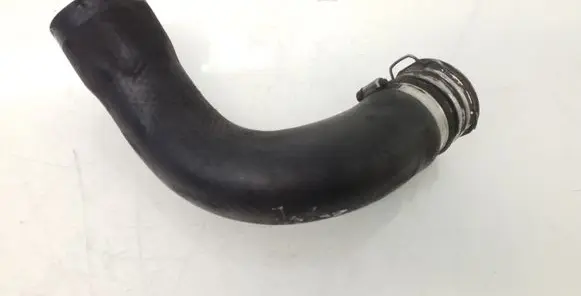 Toyota Avensis T250 Intercooler hose/pipe 080402