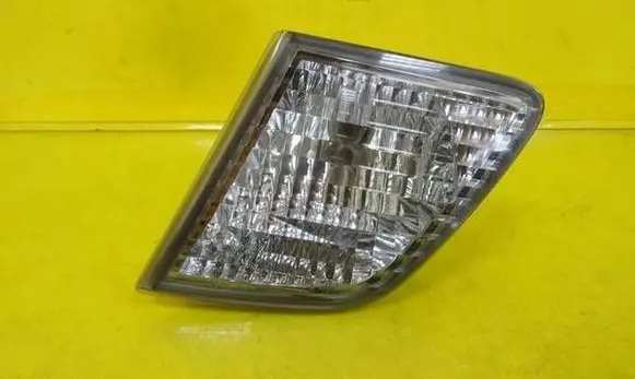 Suzuki Liana Reverse light 