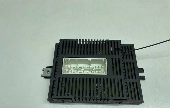 BMW 7 E65 E66 Light module LCM 6943285