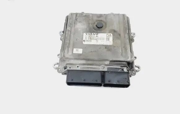 Volvo XC70 Engine control unit/module 30729826