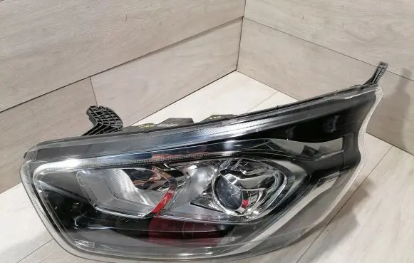 Ford Transit Custom Headlight/headlamp JK2113W030DH