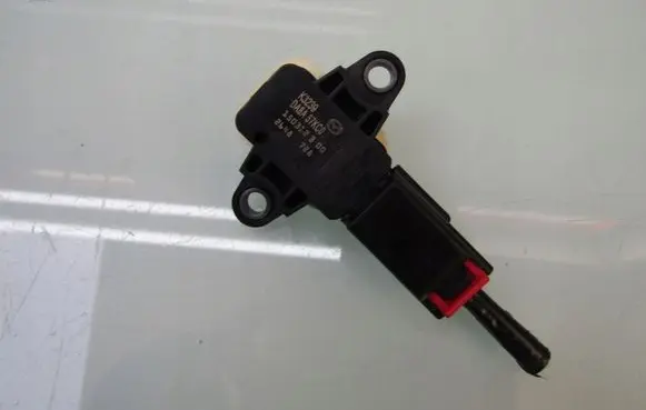 Mazda 2 Airbag deployment crash/impact sensor DA8A57KC0