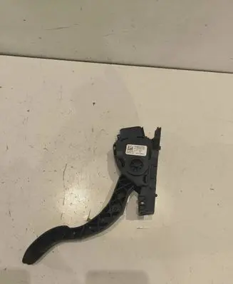 Volvo XC60 Accelerator throttle pedal 31329058 6PV01083401 C95YE04