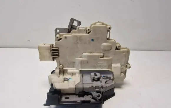 Audi Q7 4L Rear door lock 3C4839015C