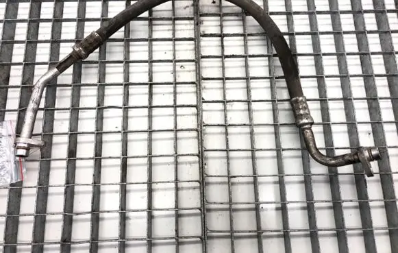 Air conditioning (A/C) pipe/hose