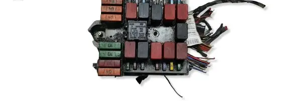 Peugeot Boxer Fuse box set 1367661080 E12032012