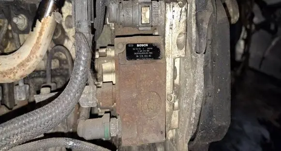 Ford Focus C-MAX Fuel injection high pressure pump 0445010089 9651844380