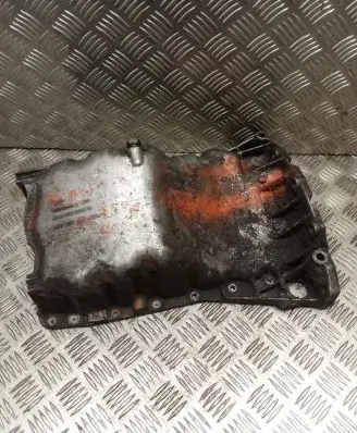 Volkswagen PASSAT B5 Oil sump 06B103603G