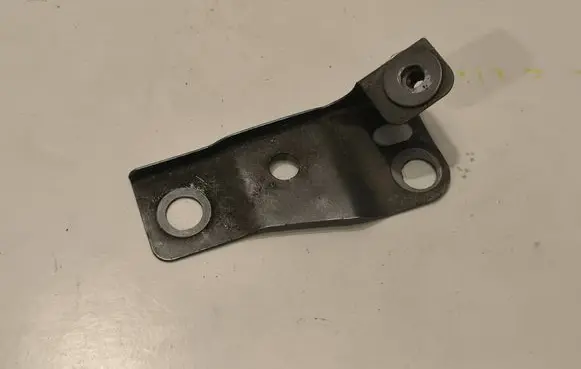 Audi A7 S7 4G Fender mounting bracket 4G8809321