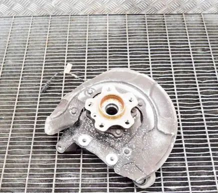 BMW 5 G30 G31 Rear wheel hub 6866337