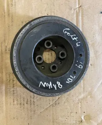 Volkswagen Golf IV Crankshaft pulley