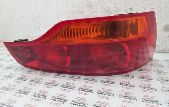 Audi Q7 4L Rear/tail lights 4L0945093