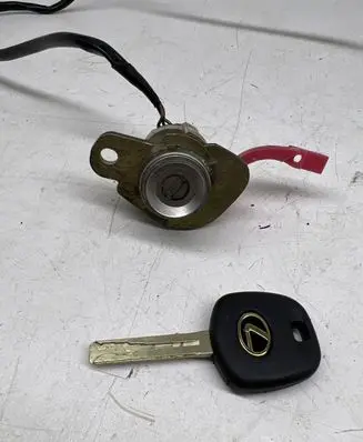 Lexus LS 400 Front door lock (next to the handle) 