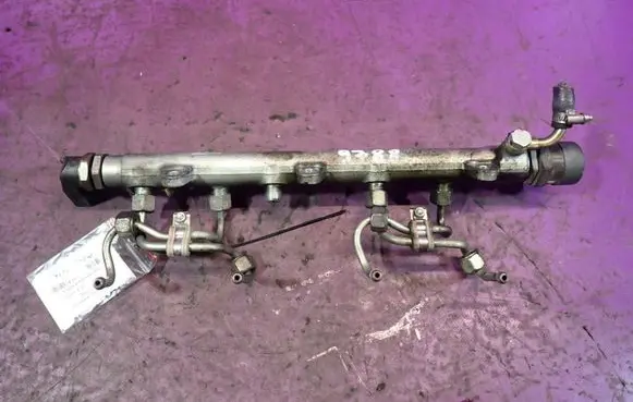 BMW X3 E83 Fuel main line pipe 