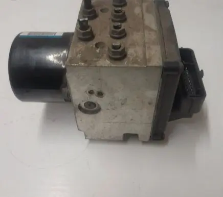 Volkswagen PASSAT B6 ABS Pump 3C0614109 16420501 16420301A