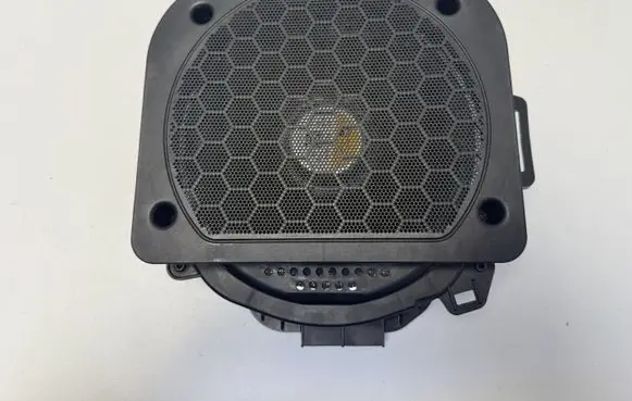 BMW X7 G07 Subwoofer speaker 2622516