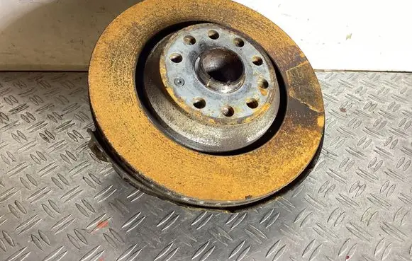Volkswagen Tiguan Rear wheel hub 5QF505435H