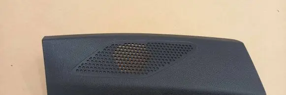 Renault Kadjar Side speaker trim/cover 281C27215R 00175241TO56