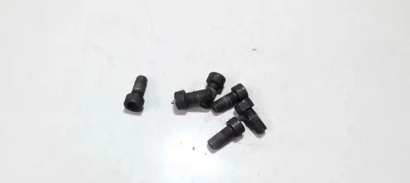Skoda Octavia Mk1 (1U) Nuts/bolts 