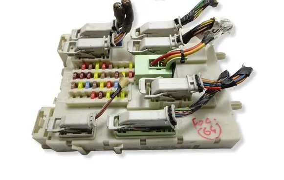 Ford Focus Comfort/convenience module F1FT14A073DD 50E212F05 221214