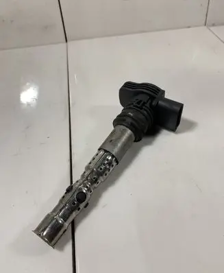 Audi TT Mk1 High voltage ignition coil 06B805115L