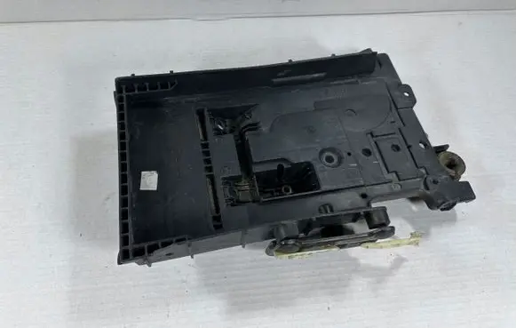 Honda Civic Battery tray FT4B10723BB