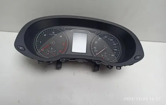 Audi Q3 8U Speedometer (instrument cluster) 8U0920980E