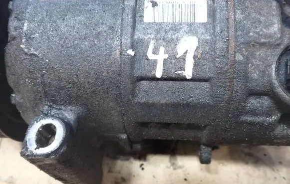 Nissan Qashqai+2 Air conditioning (A/C) compressor (pump) 926004EB0A
