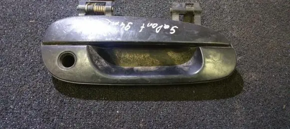 Mitsubishi Galant Front door exterior handle