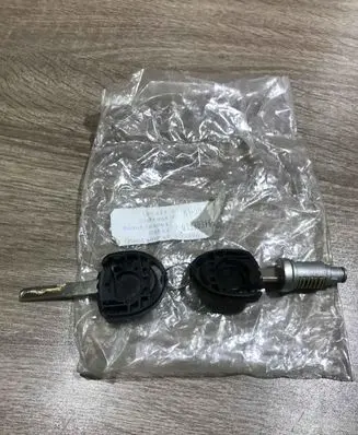 Opel Senator B Ignition key/card 133396