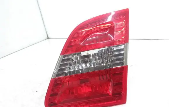 Mercedes-Benz B W245 Tailgate rear/tail lights A1698201664 A1698200677