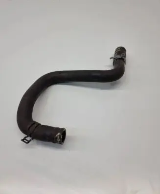 Coolant pipe/hose