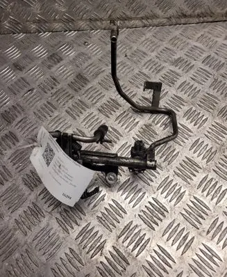 Subaru Legacy Fuel main line pipe 17523AA462