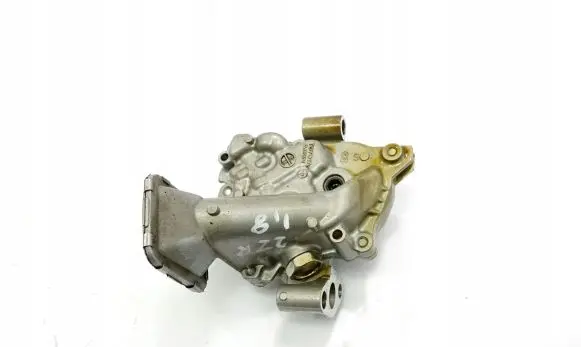 Toyota Avensis T270 Oil pump 