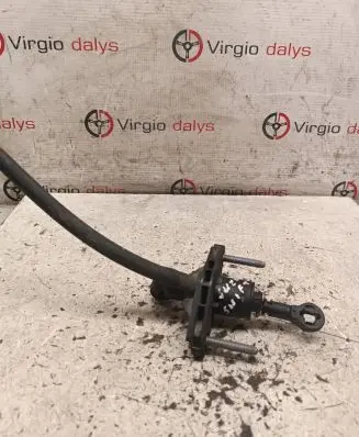 Suzuki Swift II Clutch master cylinder