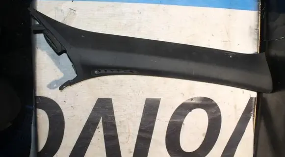 Volvo XC90 (B) pillar trim (top) 847206