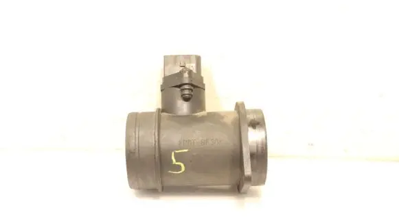 Volkswagen PASSAT B5 Mass air flow meter 0281002216