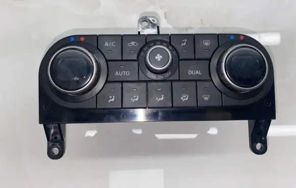 Nissan Qashqai Climate control unit 27500BB50A 2700BB50AD C2728