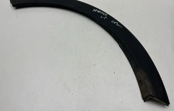 KIA Sportage Front arch trim 877113U000