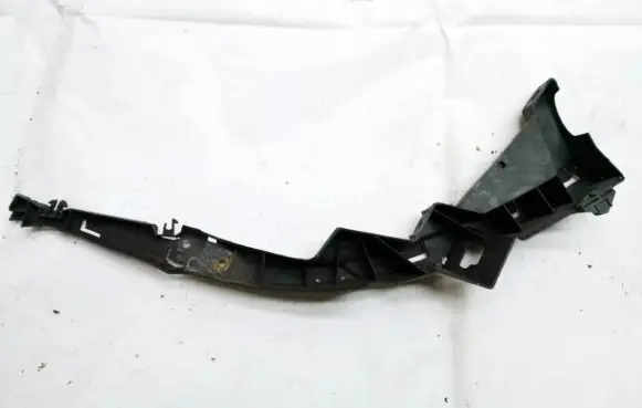 Volkswagen PASSAT B5 Front bumper mounting bracket 3b0807049c