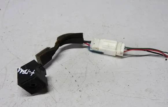 Nissan X-Trail T31 Sound amplifier holder/bracket 28336JK60A