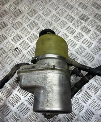 Opel Zafira B Power steering pump 1040085003094